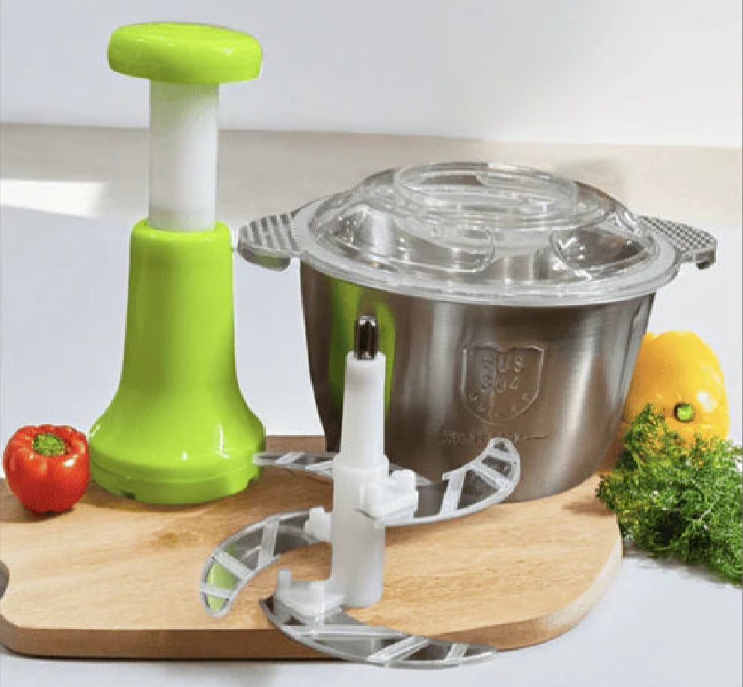 Manual Hand Operated 2000 ML Chopper Pump Action With Free 3 Blades Food Processor Portable Container And Easy To Clean Kitchen Gadget.